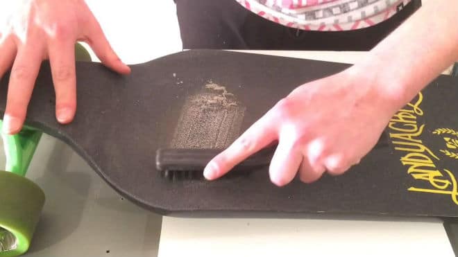 Cleaning the Grip Tape